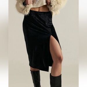 Free People Dolan Velour Column Midi Slit Black Skirt NWT Size L